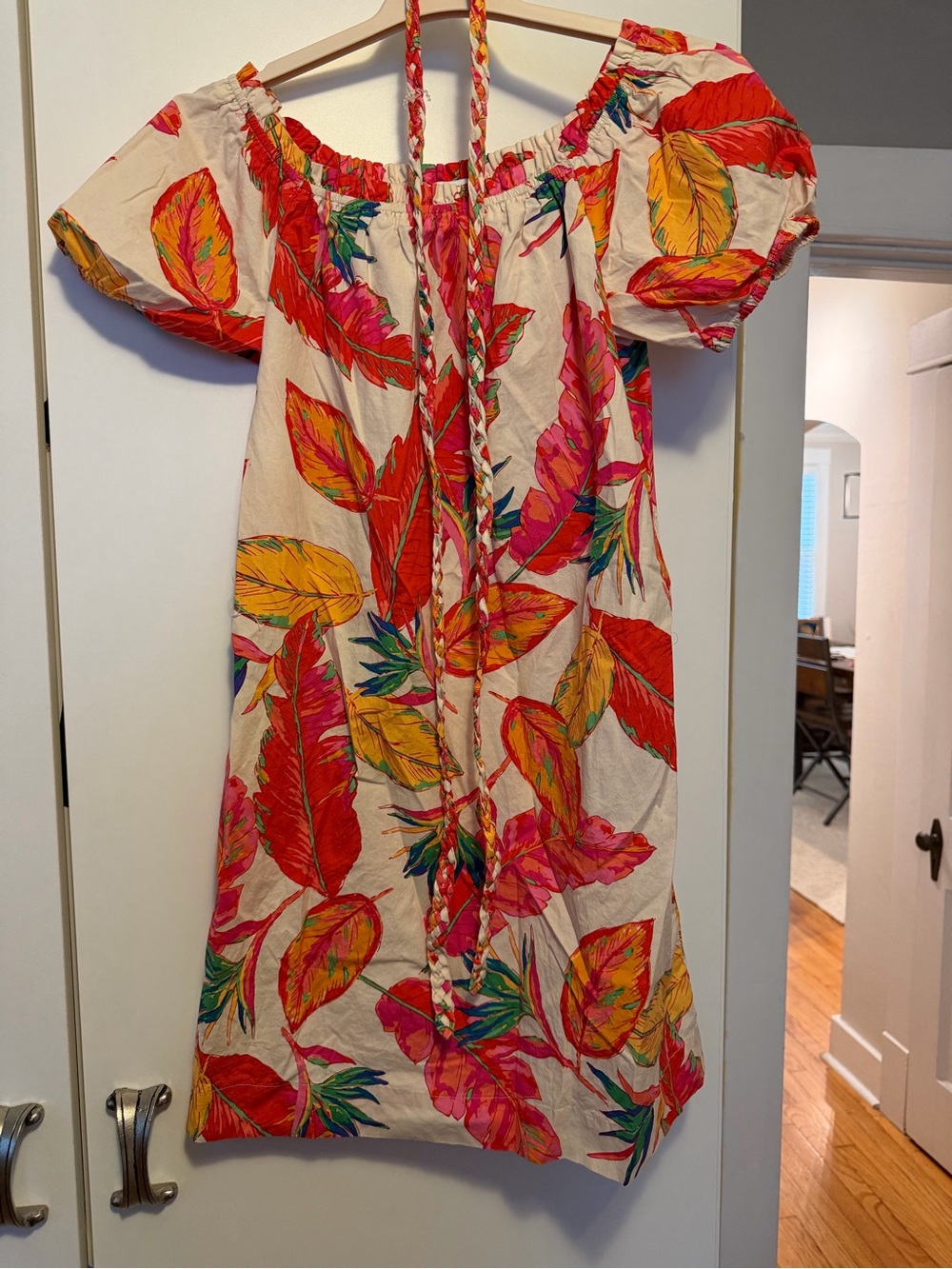 Dress with waist tie braided